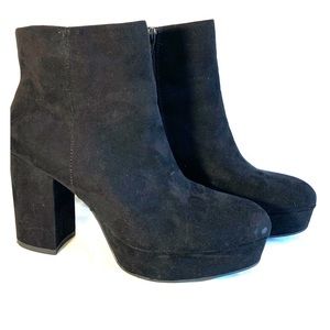 Mossimo Chuncky Heel Boots New Never Worn